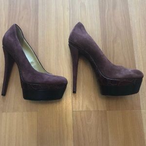 Rachel Zoe Dasha Croc Embossed Wine Bordeaux 7.5